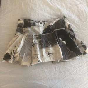 black and white marble LULU LEMON skirt